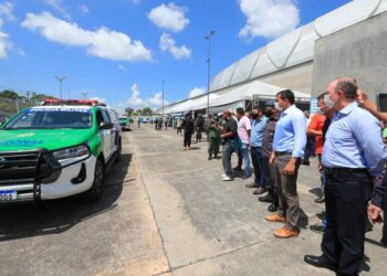 Viaturas e equipamentos para o combate a pedofilia e tráfico de pessoas são entregues à PM e PC