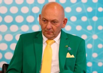 Luciano Hang é convocado a prestar depoimento na CPI da Covid