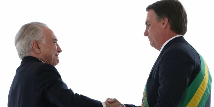 Aconselhado por Temer, Bolsonaro diz que ‘nunca teve intensão de agredir quaisquer Poderes’