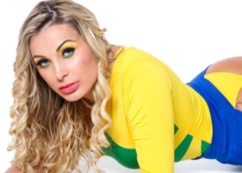 Grávida, Andressa Urach anuncia que irá voltar a fazer programa: ‘A ímola voltou’