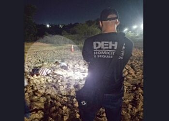 Casal é executado em terreno baldio, no Distrito Industrial 2