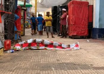 Jovem é estrangulado até a morte, no Centro de Manaus