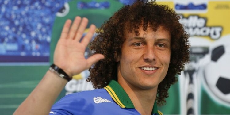 Flamengo acerta contratação com o zagueiro David Luiz