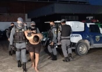 ‘Olheiro’ de facção criminosa é preso no Jorge Teixeira