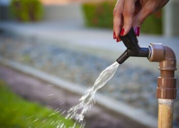 Bairros das zonas Leste e Norte terão abastecimento de água suspenso, nesta quinta (16)