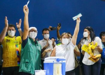 Manaus alcança 50% da população totalmente imunizada contra Covid-19