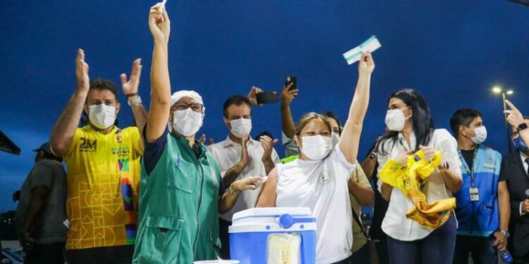 Manaus alcança 50% da população totalmente imunizada contra Covid-19