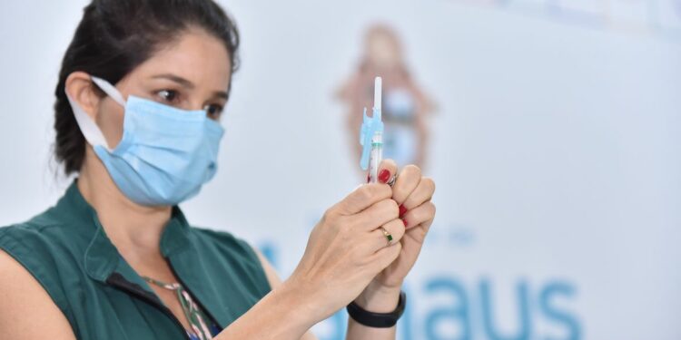 Vacinação contra Covid-19 terá 40 pontos de atendimento até a próxima sexta-feira