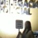 Policial civil é afastado após fazer vídeo de mulher desfilando nua em delegacia