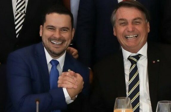 Capitão Alberto Neto destina R$100 mil da saúde do Amazonas para São Paulo