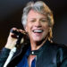 Jon Bon Jovi testa positivo para Covid-19 e tem show cancelado nos EUA