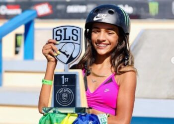 Rayssa Leal vence SLS e entra para história a conquistar 2 etapas seguidas no mesmo ano
