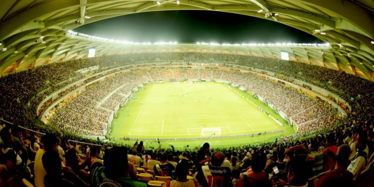 Governo do Amazonas sorteia 3 mil ingressos para jogo do Brasil, aos vacinados contra Covid-1; veja como participar