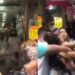 Vendedoras do ‘bate palma’ vão aos tapas por cliente, no Centro de Manaus