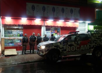 Irmãos gêmeos são cruelmente assassinados em drogaria, na Compensa