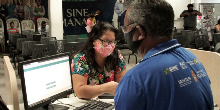 Nesta quinta (14) 100 vagas de emprego são ofertadas em diversas áreas de atuação