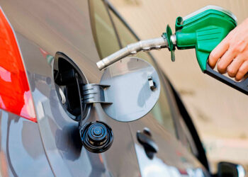 Alerta! Pode faltar gasolina e diesel para os brasileiros em novembro, admite a Petrobras