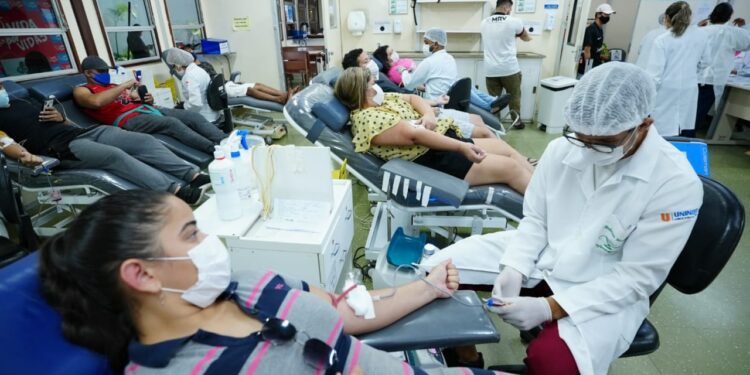 Ingressos para Brasil x Uruguai garantem doações que podem salvar mais de mil vidas