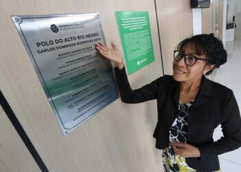 Exemplo: Após iniciar faculdade de direito aos 40 anos, indígena passa em concurso da Defensoria Pública