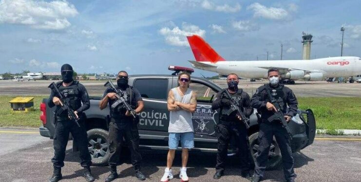 Whindersson Nunes é homenageado pelo Grupo Fera por ‘salvar’ vidas durante crise do oxigênio, no AM
