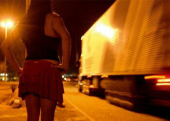 Homem é esfaqueado por garota de programa após dá calote