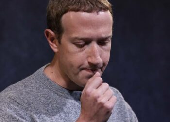 Mark Zuckerberg perde mais de R$ 32 bilhões com pane no Facebook