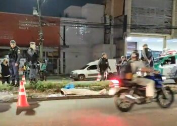 Suspeito de assaltar coletivo é morto em ação criminosa por ‘justiceiro’ e comparsa fica ferido