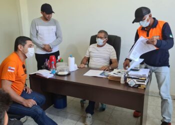 Prefeito e vice de Codajás têm mandatos cassados após condenação da Justiça