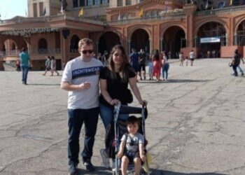 Volta por cima: Sergio Hondjakoff leva família para conhecer basílica de Aparecida