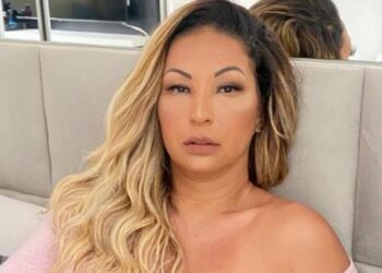 Valeska Popozuda é internada às pressas com insuficiência respiratória