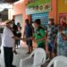 Amazonino Mendes passa o sábado em corpo a corpo na Zona Leste