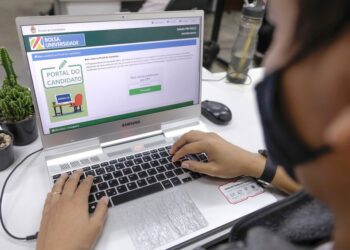 Prefeitura de Manaus divulga resultados dos Bolsas Universidade e Idiomas 2022; Confira