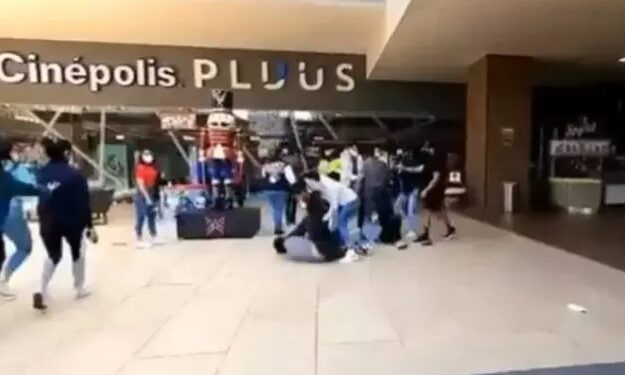 VÍDEO: Fãs do Homem-Aranha 3 promovem pancadaria durante pré-venda de ingressos