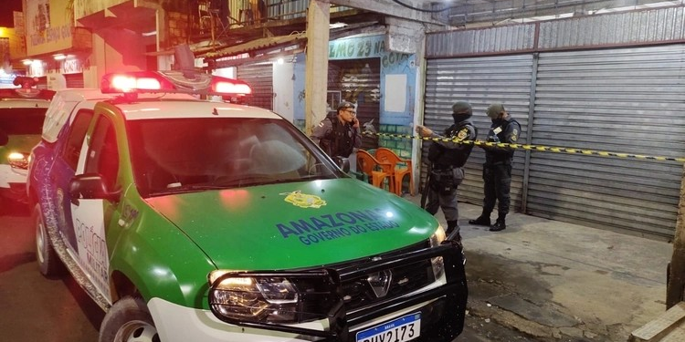 Executado enquanto tomava umas biritas com os amigos no Zumbi