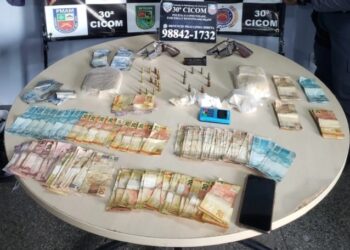 Donos de bares do Jorge Teixeira são presos com drogas e armas