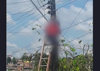 Homem morre eletrocutado ao subir em poste para fazer ‘gato’, no Cidade de Deus