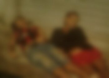 Dono de padaria é preso após amigos morrerem eletrocutados no portão do estabelecimento