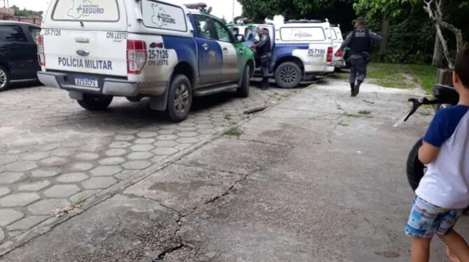 Visitantes do Musa viram reféns de bandido durante assalto neste sábado