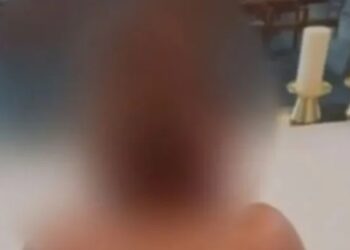 Casal faz sexo em altar de igreja, imagens viralizam  e causam  revolta da população