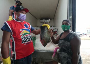 Wilson Lima inaugura restaurante popular ‘Prato Cheio’ e  entrega  4 toneladas de pescado, em Autazes