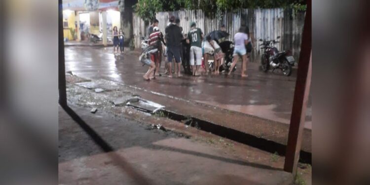 Cabeça humana é encontrada no meio da rua, em Iranduba; imagem forte
