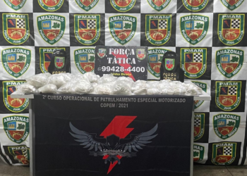 Jovem de 18 anos é preso com mais de 3 mil trouxinhas de drogas no Morro da Liberdade