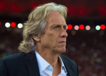 Benfica anuncia saída de Jorge Jesus e técnico é o nome mais cotado para assumir o Atlético-MG
