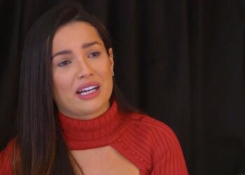 Em vídeo emocionante, Juliette revela descoberta de aneurisma; assista