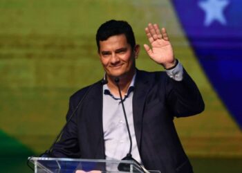 Moro compara eleição sem ele a funeral em que brasileiro escolheria a cor do caixão