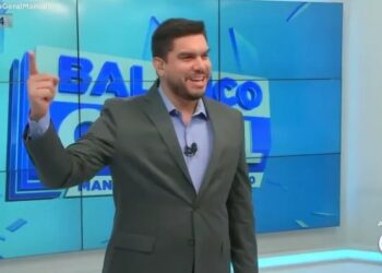 Clayton Pascarelli é demitido quando chega para trabalhar na Record TV