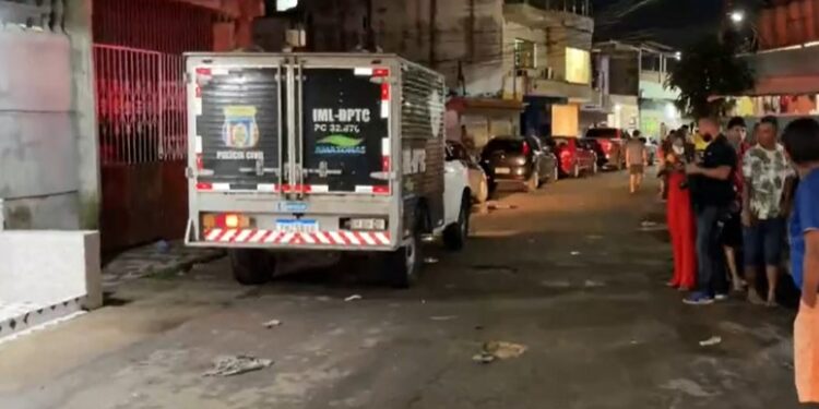 Fugitivo por tentar estuprar as três filhas é executado em frente a lanchonete, na Compensa