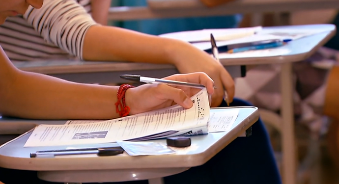 Manaus: Semsa divulga edital de concurso público com salários de até R$ 13 mil