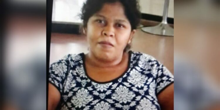 Mulher com deficiência intelectual sai de casa e desaparece; Família pede ajuda para encontrá-la
