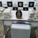 Passageiro deixa mala cheia de drogas abrir em embarcação e foge deixando o flagrante para trás